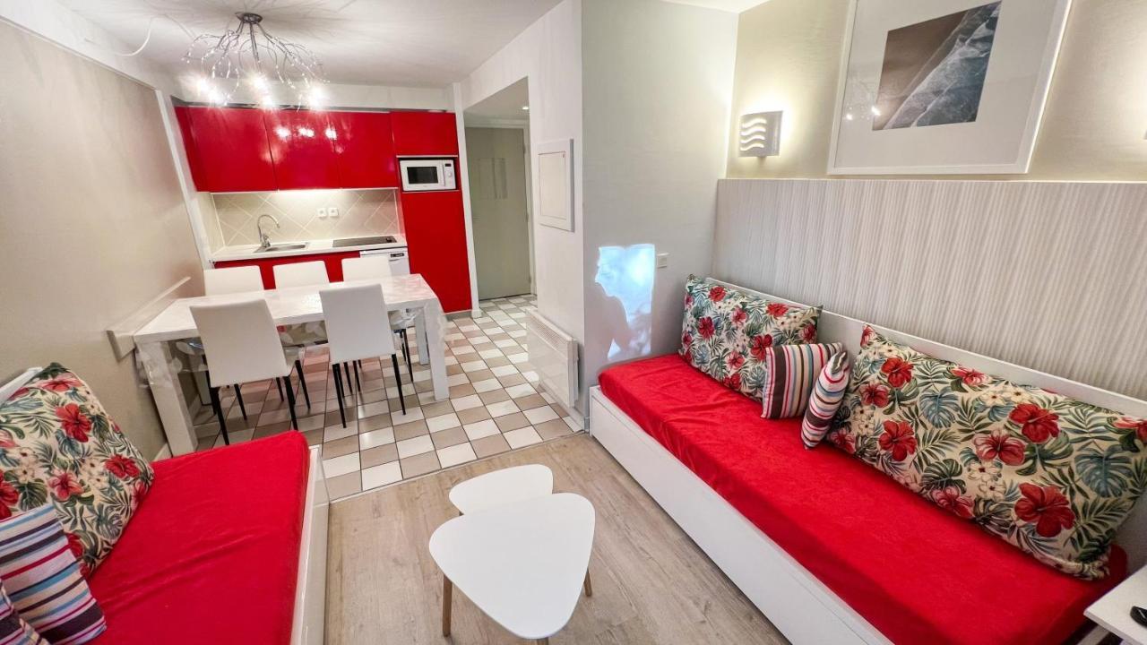 6-Person Apartment With Swimming Pool Tennis Court And Free Parking 25 Le Touquet Екстериор снимка
