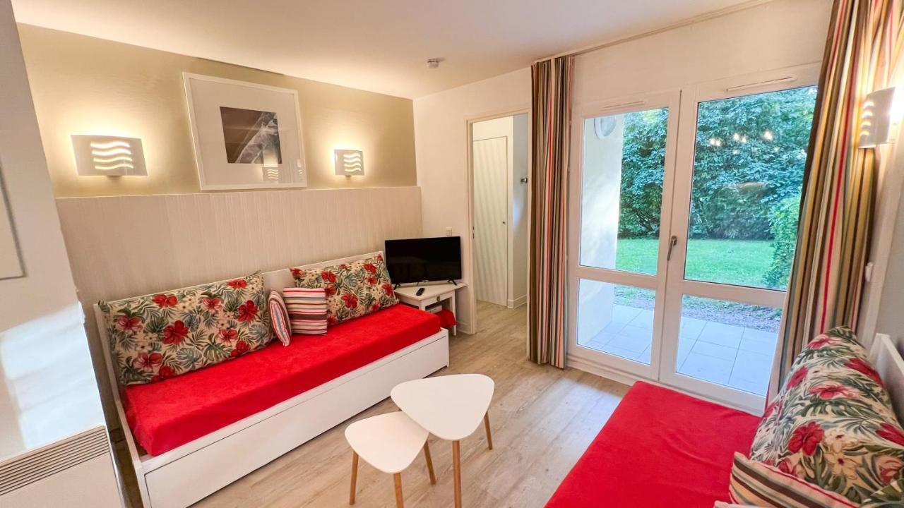 6-Person Apartment With Swimming Pool Tennis Court And Free Parking 25 Le Touquet Екстериор снимка