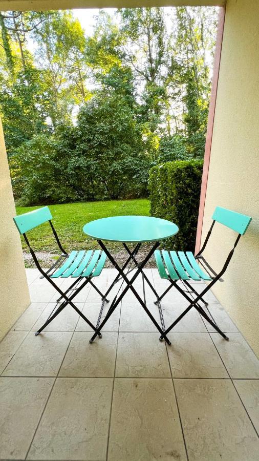 6-Person Apartment With Swimming Pool Tennis Court And Free Parking 25 Le Touquet Екстериор снимка