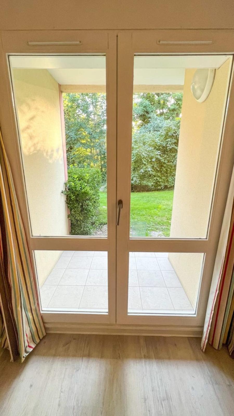 6-Person Apartment With Swimming Pool Tennis Court And Free Parking 25 Le Touquet Екстериор снимка