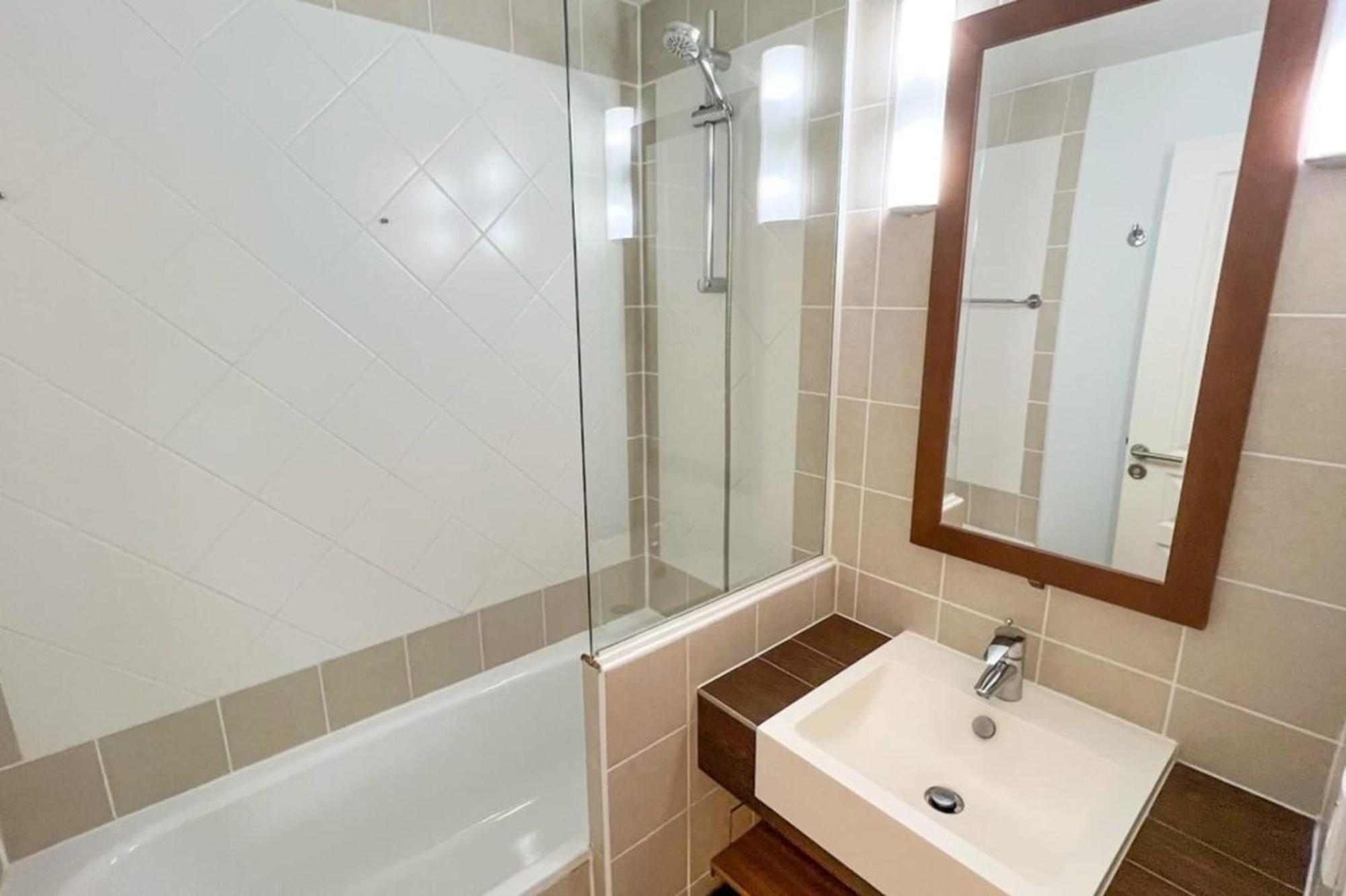 6-Person Apartment With Swimming Pool Tennis Court And Free Parking 25 Le Touquet Екстериор снимка