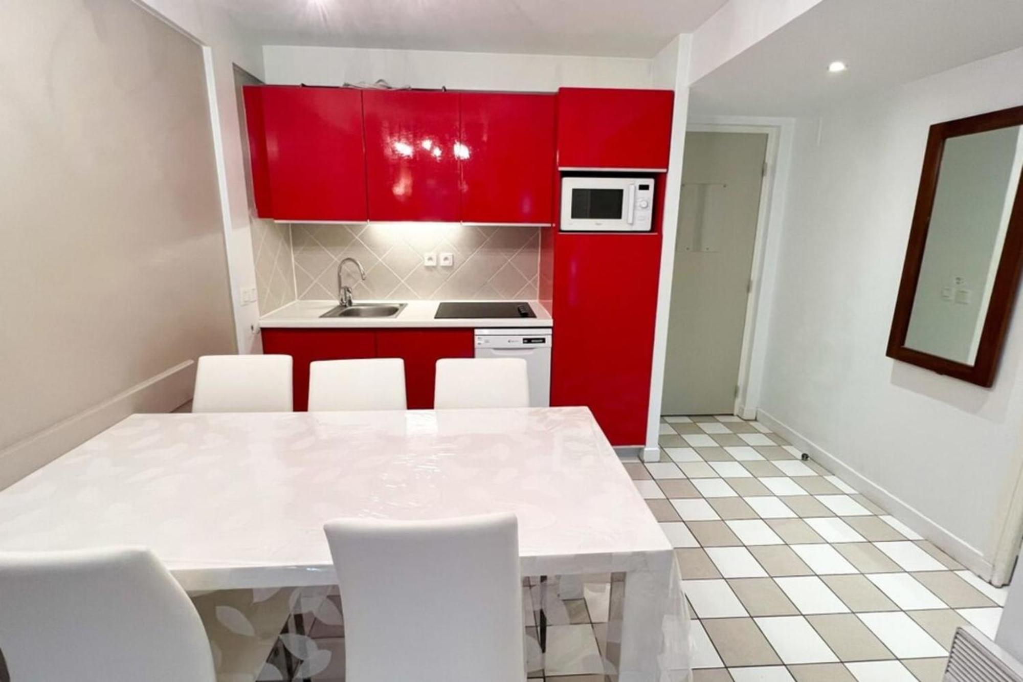 6-Person Apartment With Swimming Pool Tennis Court And Free Parking 25 Le Touquet Екстериор снимка