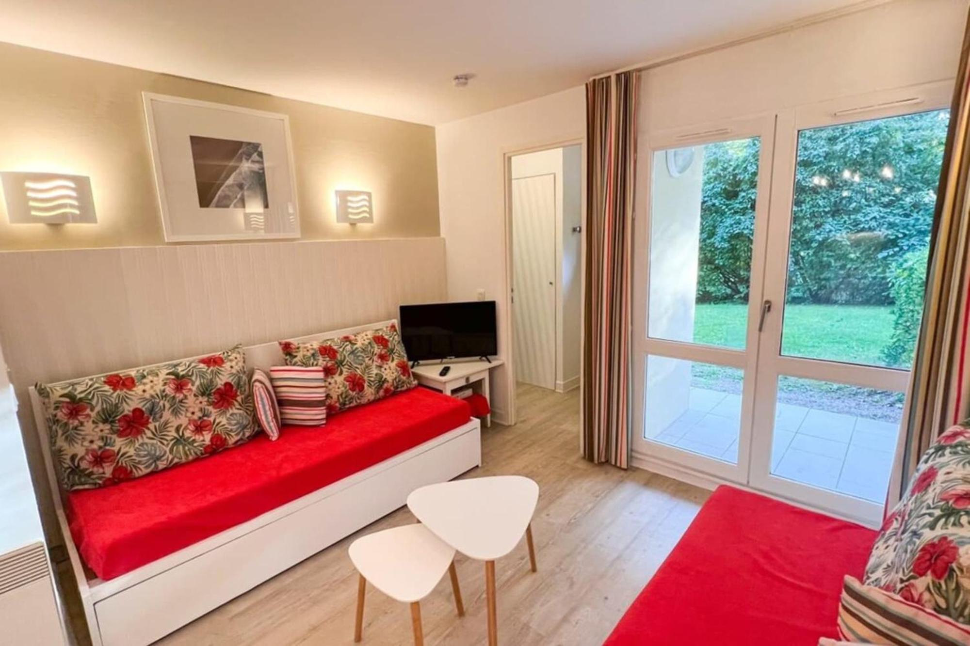 6-Person Apartment With Swimming Pool Tennis Court And Free Parking 25 Le Touquet Екстериор снимка